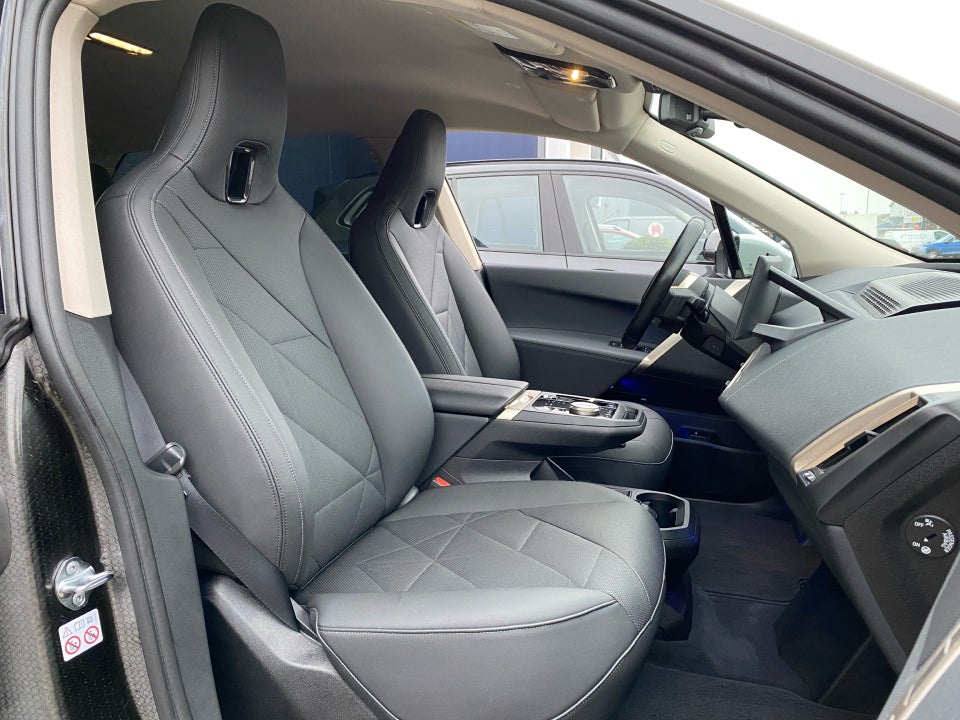 BMW iX xDrive40 Sport 5d