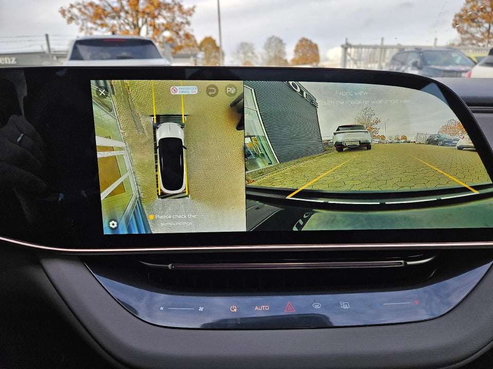 Hongqi EH7 111 Exclusive 4d