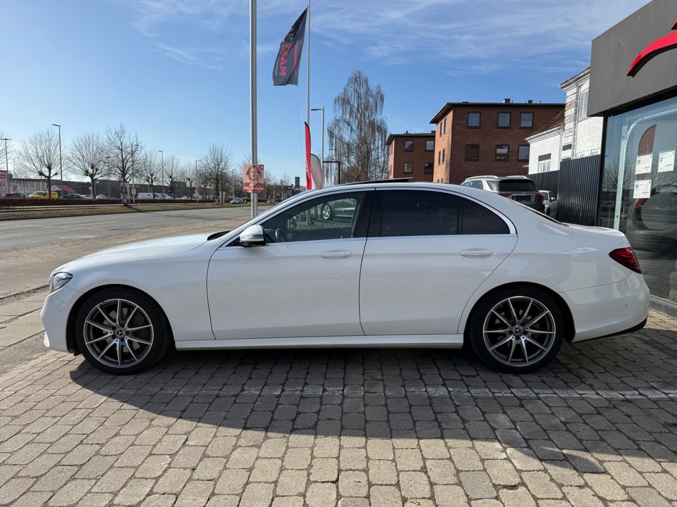 Mercedes E220 d 2,0 AMG Line aut. 4d