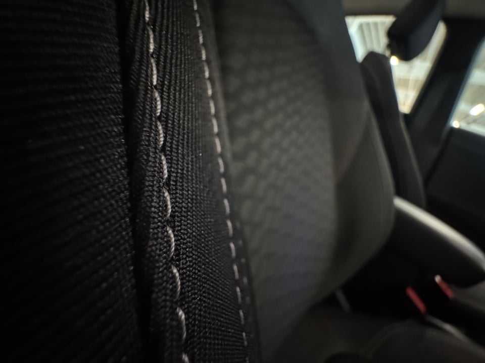 Ford Puma 1,0 EcoBoost mHEV Titanium DCT 5d