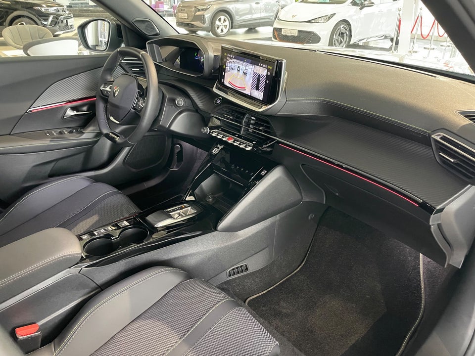 Peugeot e-2008 50 GT 5d