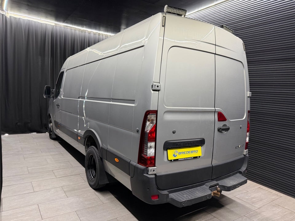 Renault Master III T35 2,3 dCi 145 L3H3 Kassevogn RWD