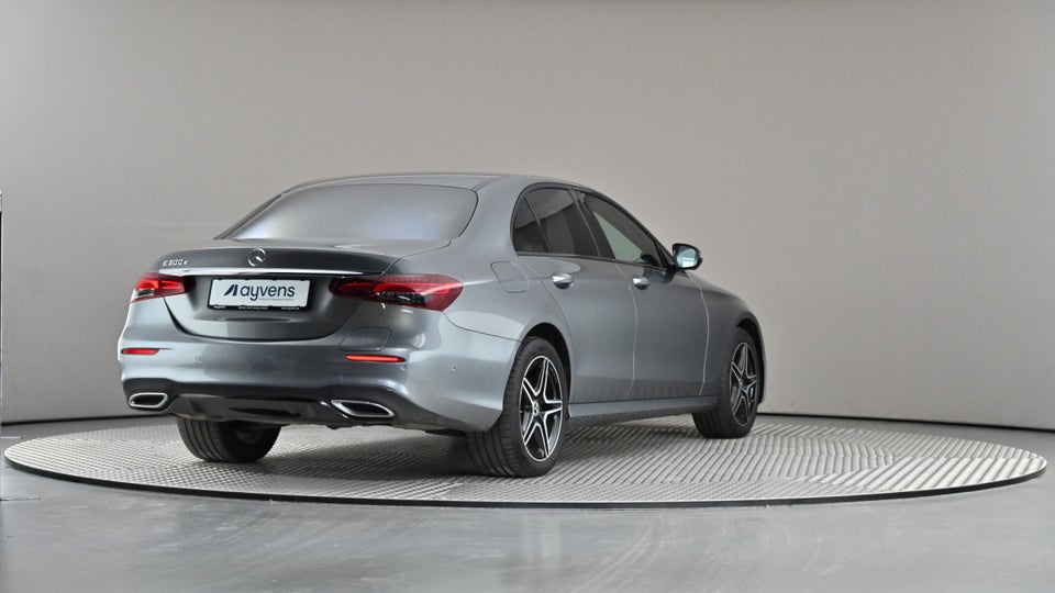 Mercedes E300 e 2,0 AMG Line aut. 4d