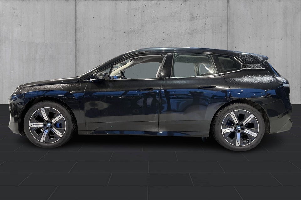 BMW iX xDrive40 Sport 5d