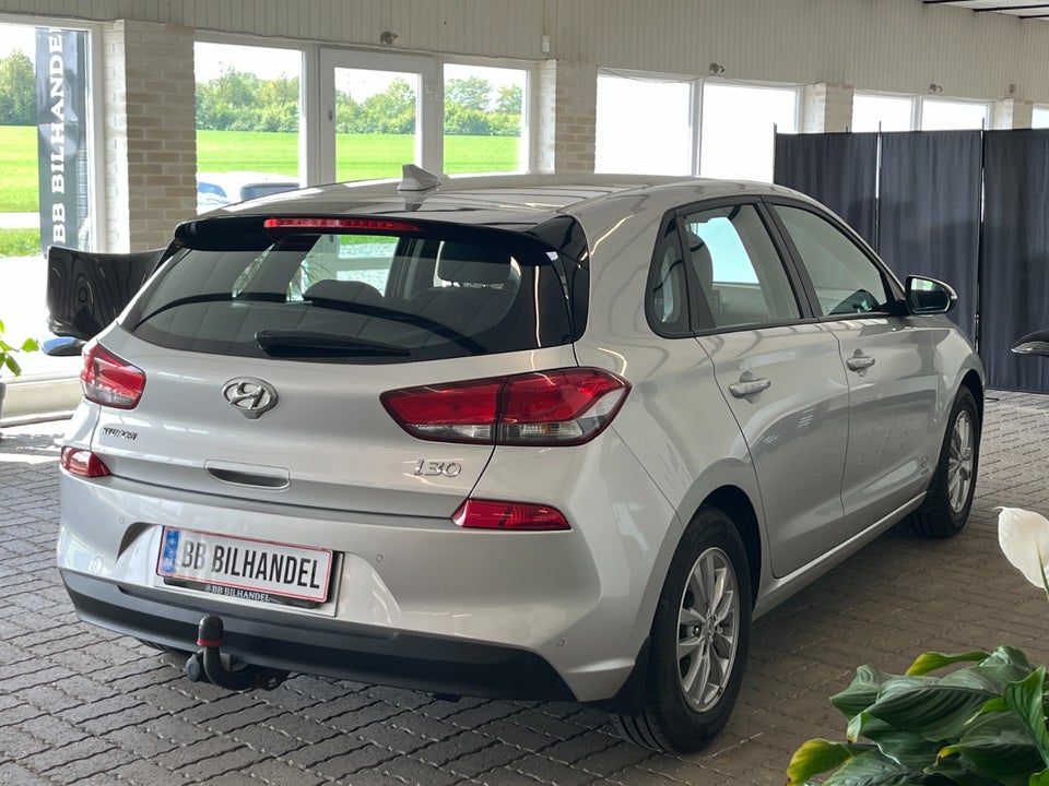 Hyundai i30 1,0 T-GDi Life+ 5d