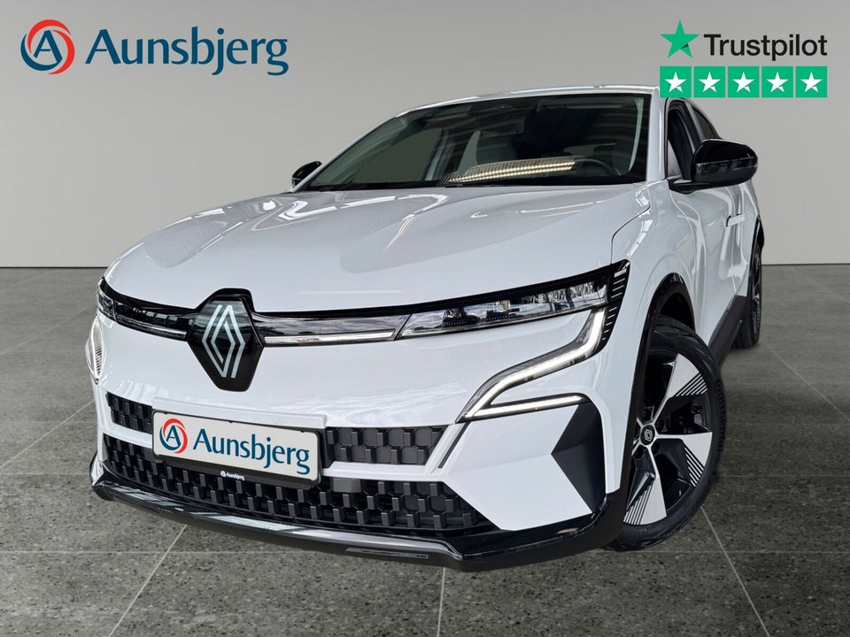 Renault Megane E-Tech 40 Equilibre 5d