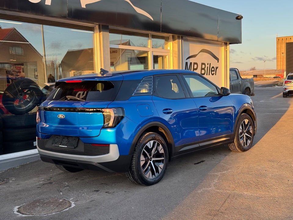 Ford Explorer 79 Select Extended Range AWD 5d