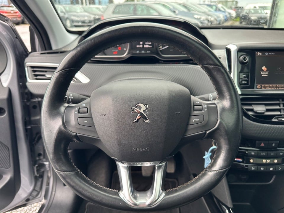 Peugeot 2008 1,6 BlueHDi 100 Desire Sky 5d