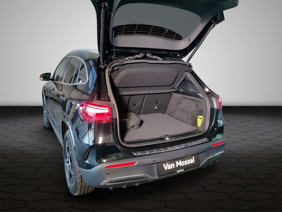 Mercedes EQA250+ AMG Edition 5d