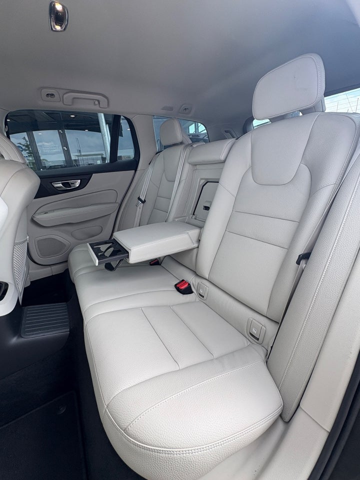 Volvo V60 2,0 T6 ReCharge Inscription aut. AWD 5d