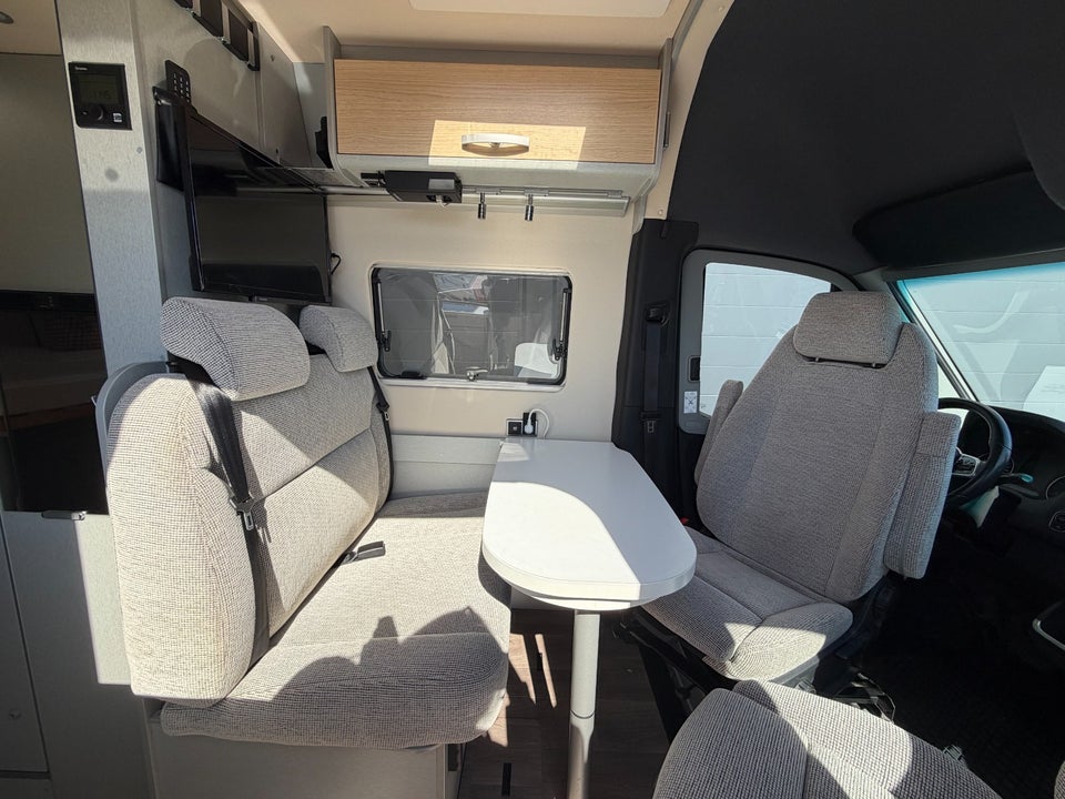 Hymer Free S 600 2,2 aut. 5d