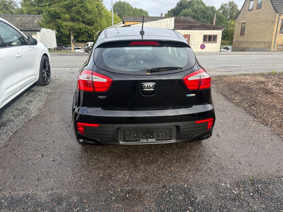 Kia Rio 1,2 CVVT Attraction 5d