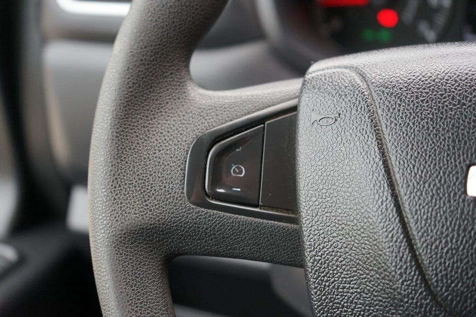 Nissan NV400 2,3 dCi 150 L2H2 Kassevogn