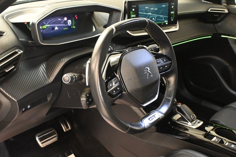 Peugeot 2008 1,2 PureTech 130 GT EAT8 5d