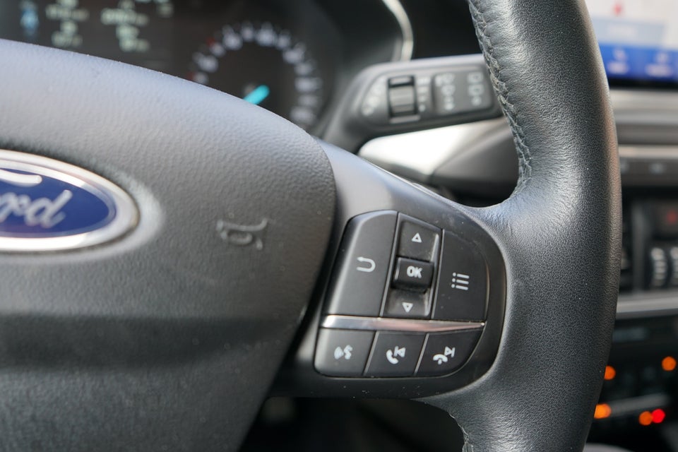 Ford Focus 1,5 EcoBlue Titanium Business Van 5d