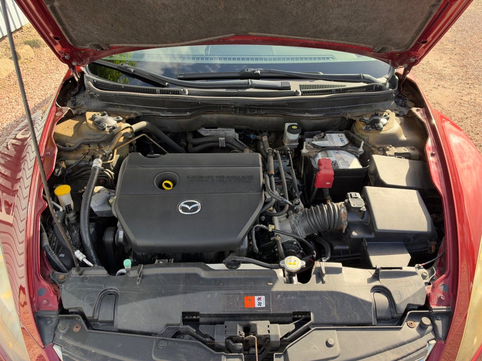 Mazda 6 2,0 Advance 4d