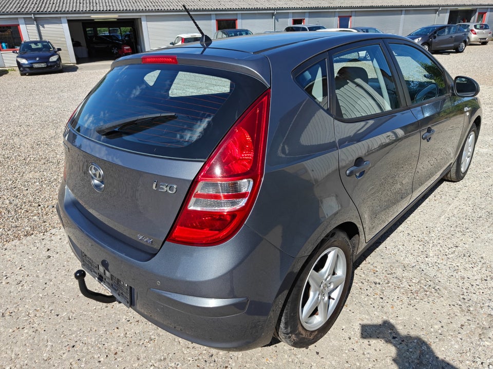 Hyundai i30 1,4 CVVT Comfort 5d