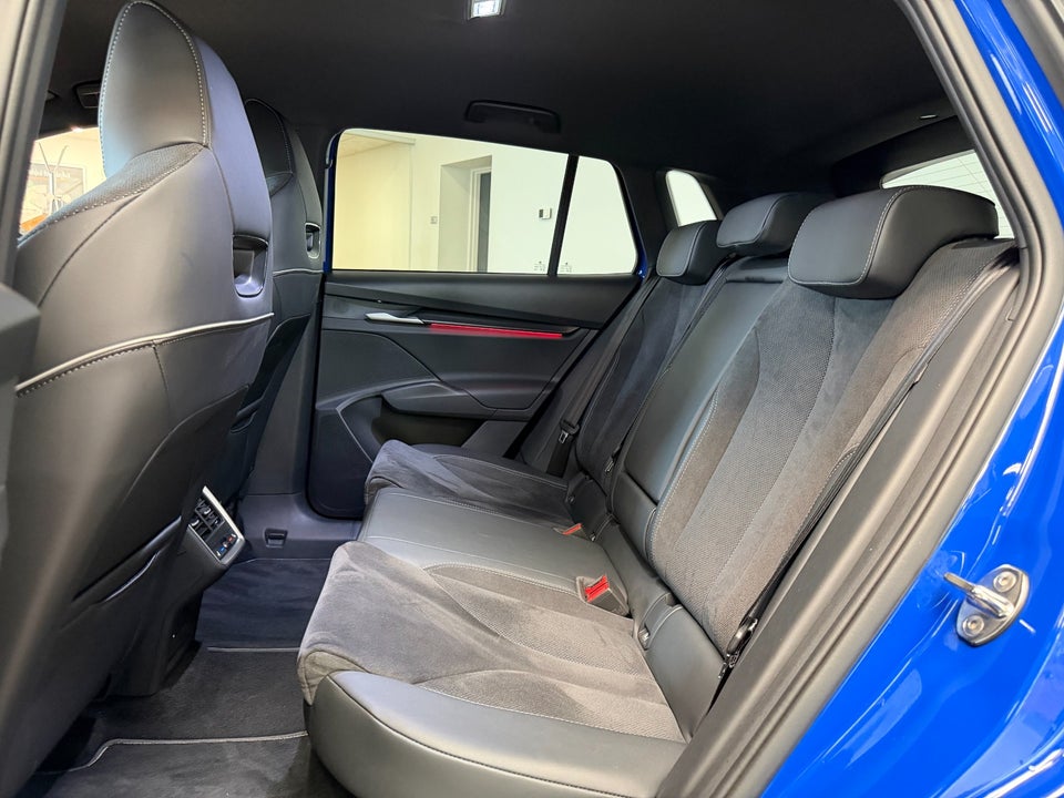 Skoda Elroq 85 iV Sportline 5d