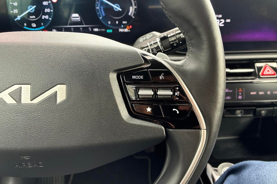 Kia Niro 64 EV Vision 5d