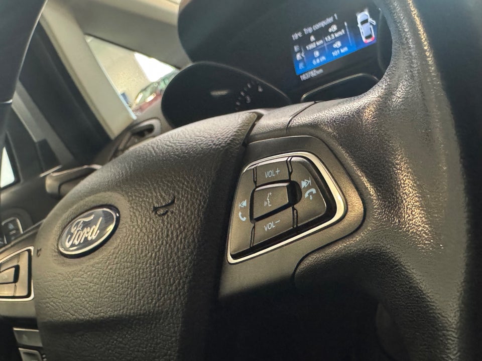 Ford C-MAX 1,0 SCTi 125 Titanium 5d