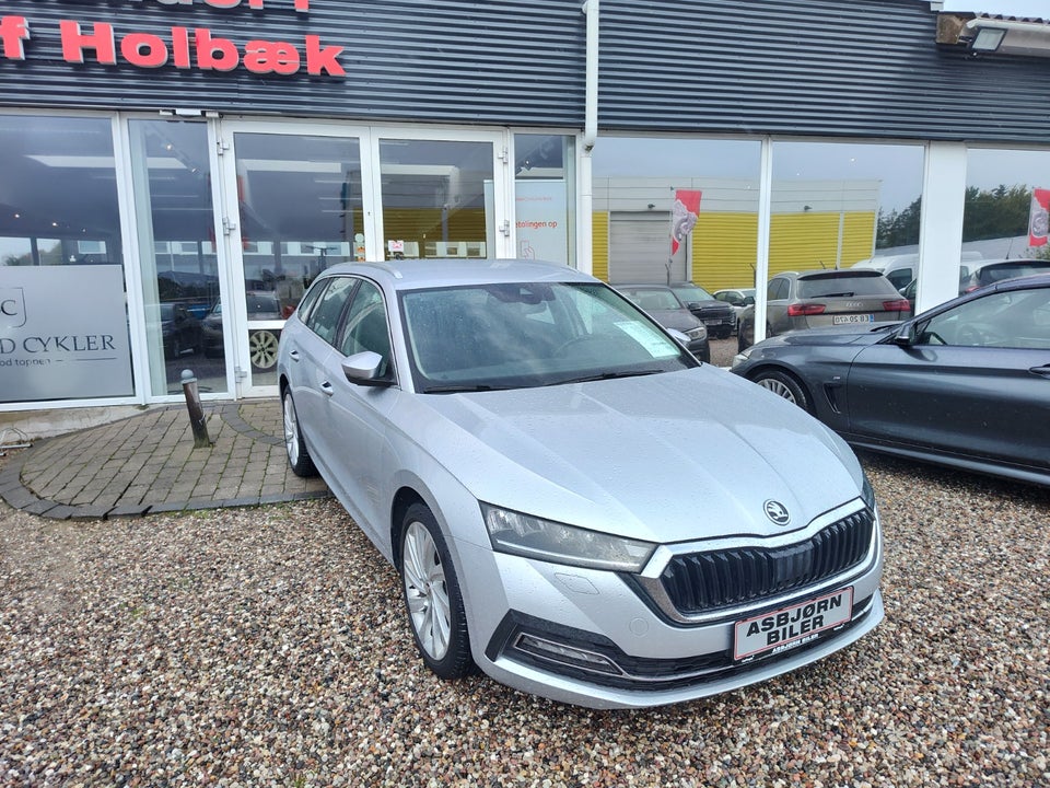 Skoda Octavia 1,4 TSi iV Plus Combi DSG 5d