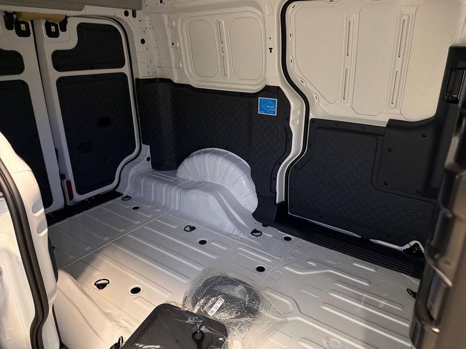Kia PV5 71 Cargo L2H1 Long Range Work