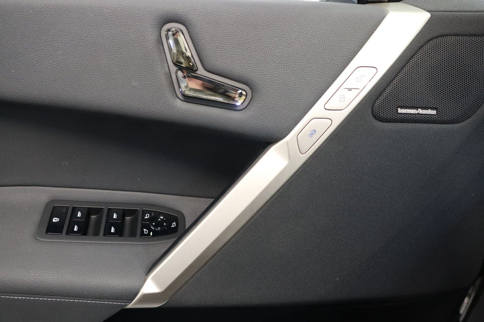 BMW iX xDrive40 Fully Charged 5d