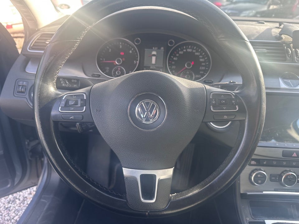 VW Passat 2,0 TDi 140 Comfortline Variant BMT 5d