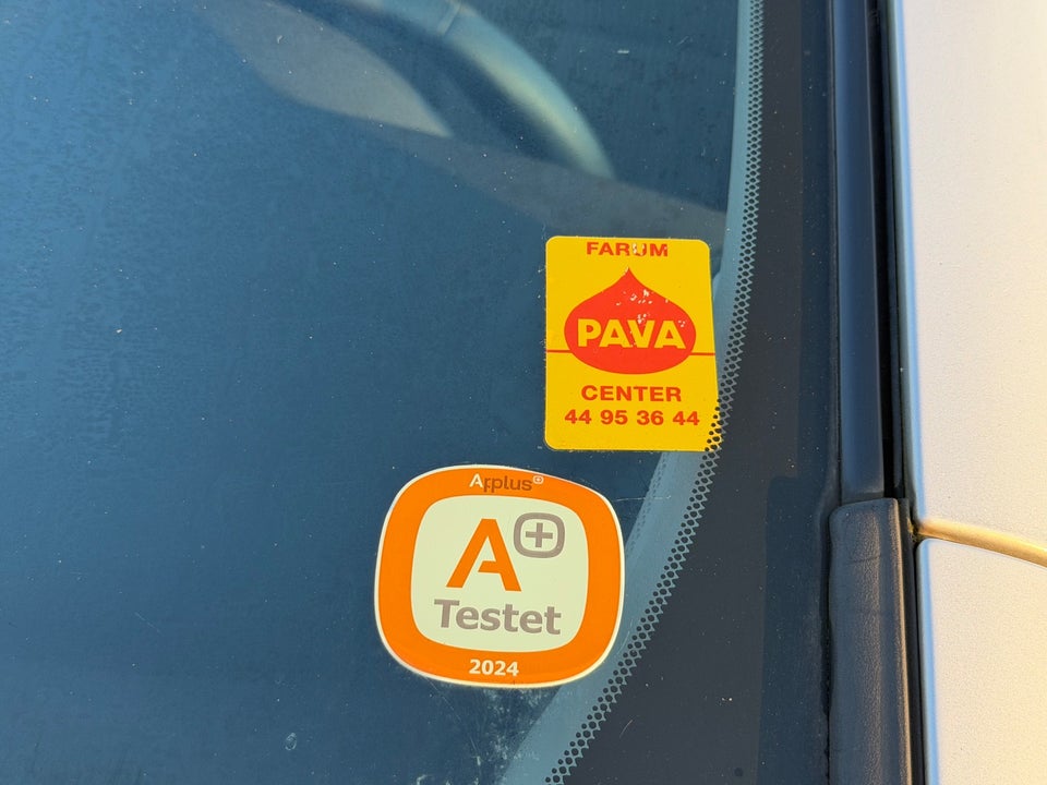 Toyota Yaris 1,3 VVT-i T2 5d