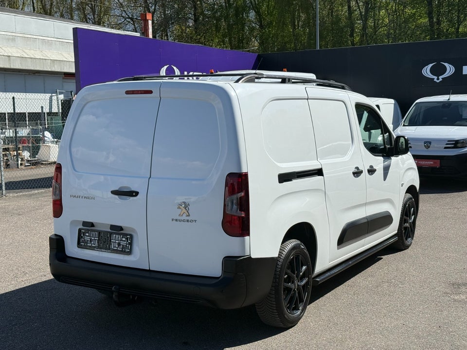 Peugeot Partner 1,5 BlueHDi 130 L2V2 Plus EAT8 Van