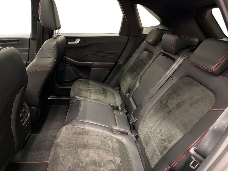 Ford Kuga 2,5 PHEV ST-Line X CVT 5d