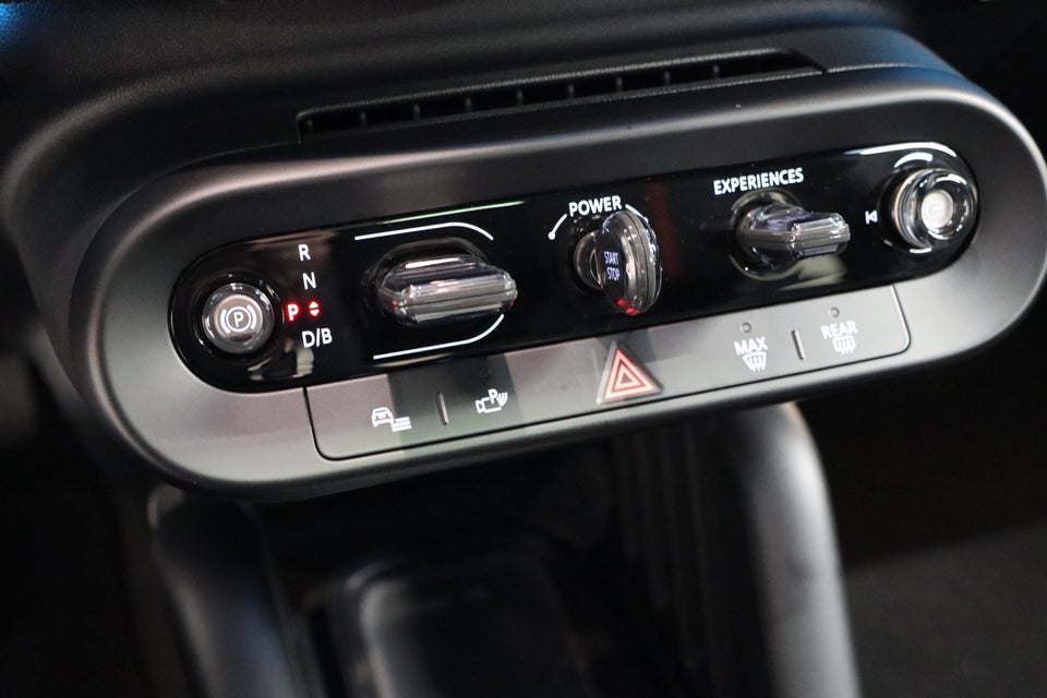 MINI Cooper E JCW Trim XL 3d