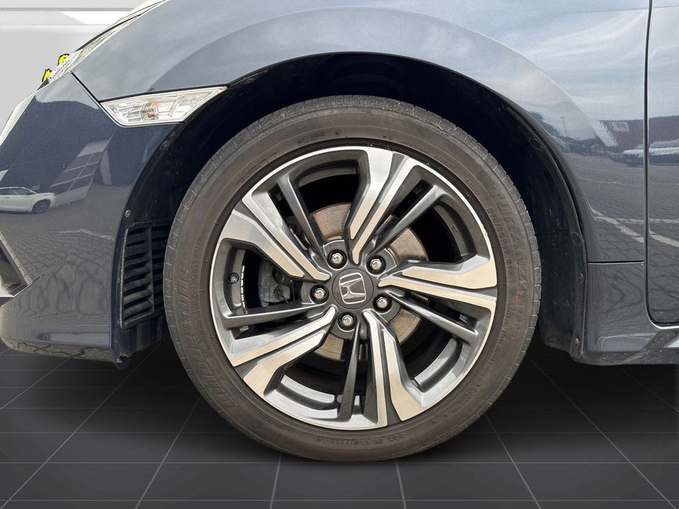 Honda Civic 1,5 VTEC Turbo Elegance CVT 4d