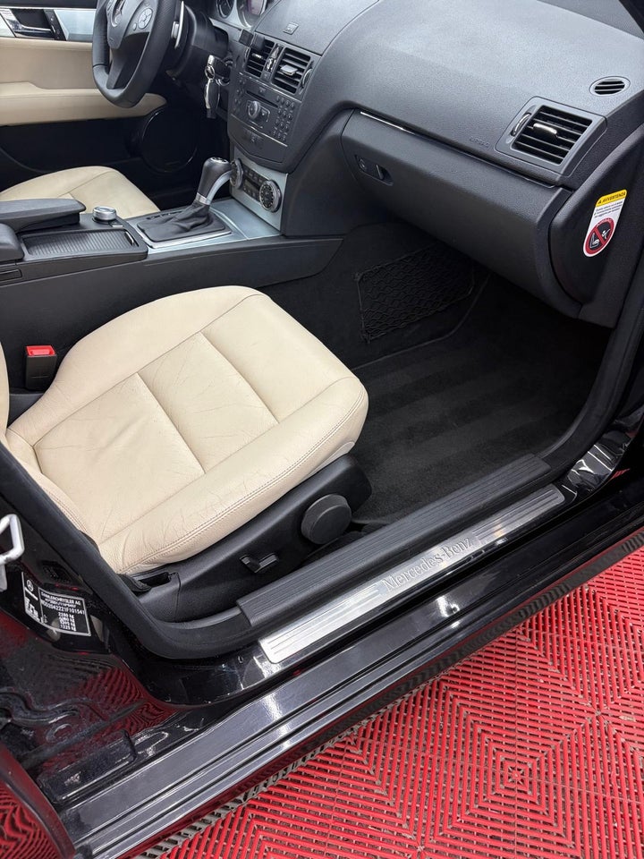 Mercedes C320 3,0 CDi Avantgarde stc. aut. 5d
