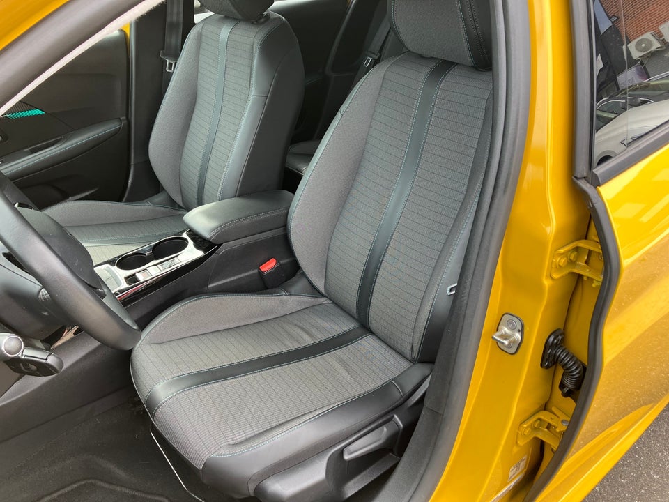 Peugeot 208 1,2 PureTech 100 Supreme+ 5d