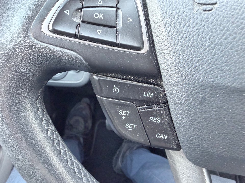 Ford C-MAX 1,0 SCTi 125 Titanium 5d
