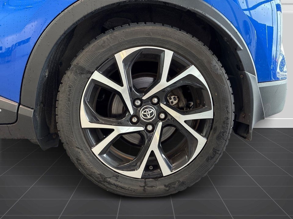 Toyota C-HR 1,8 Hybrid C-LUB CVT 5d