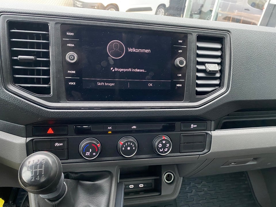 VW Crafter 35 2,0 TDi 140 Ladvogn L4