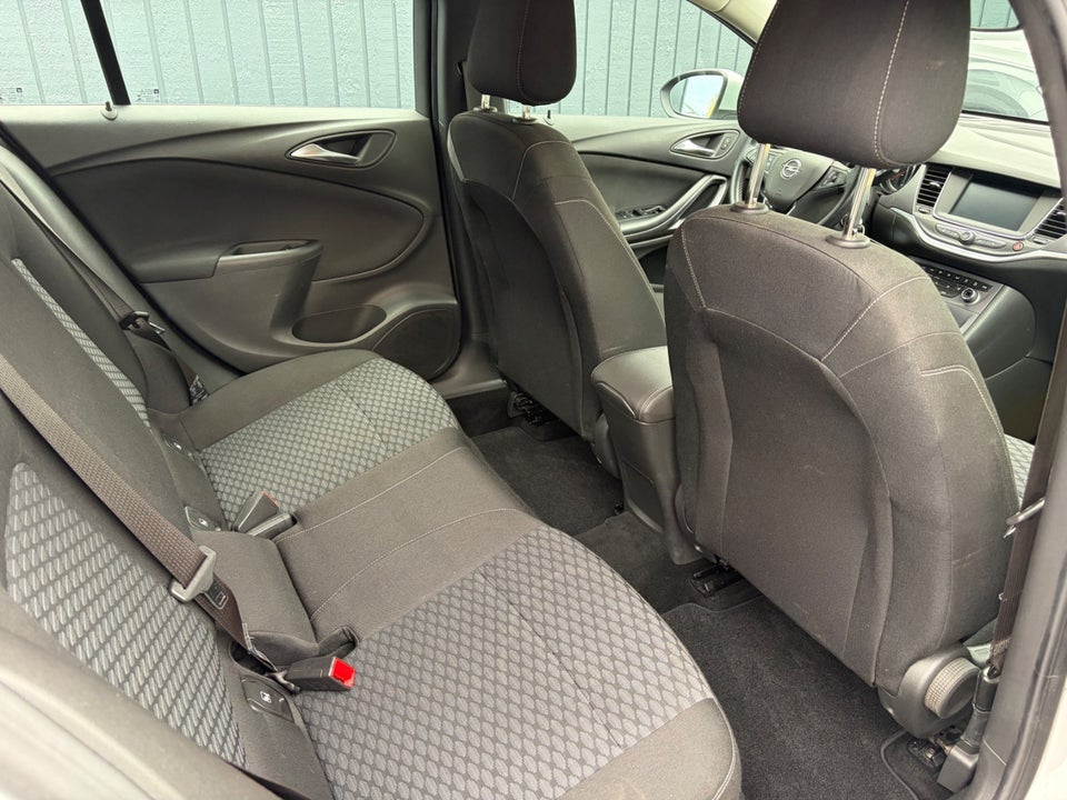 Opel Astra 1,0 T 105 Enjoy 5d