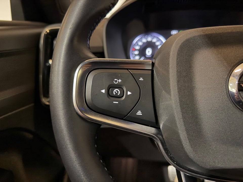 Volvo XC40 1,5 T4 ReCharge R-Design aut. 5d