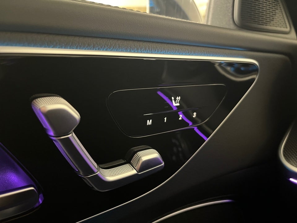 Mercedes C300 e 2,0 AMG Line stc. aut. 5d