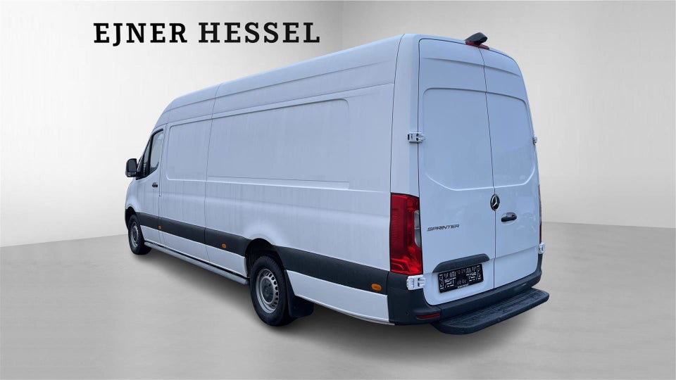 Mercedes Sprinter 317 2,0 CDi A4 Kassevogn aut. RWD