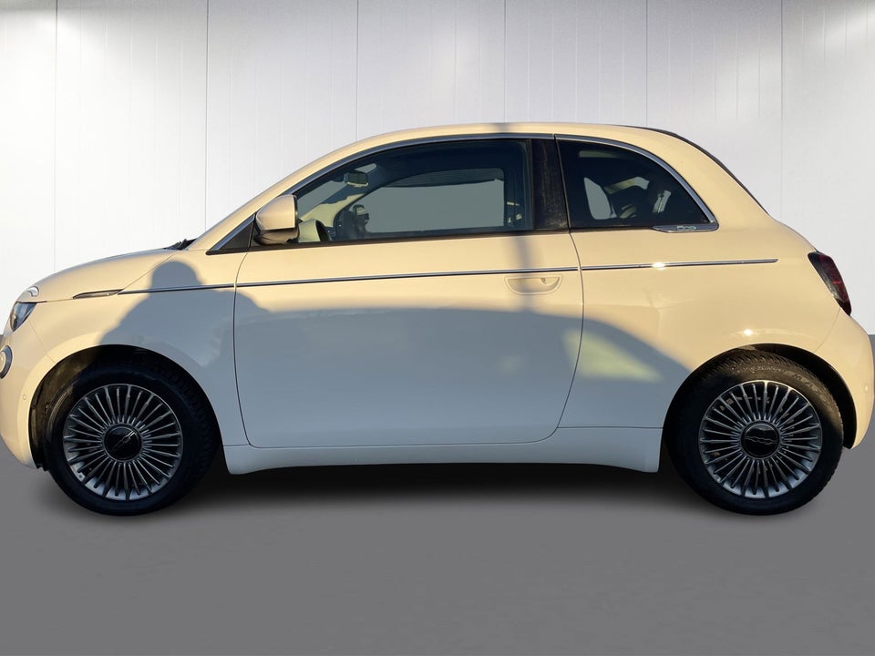 Fiat 500e 42 Icon Cabrio 2d