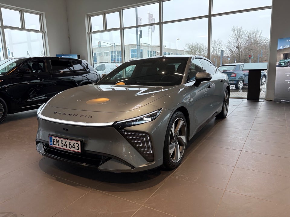 Exlantix ES 77 Ultimate AWD 5d