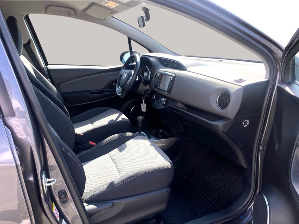 Toyota Yaris 1,5 Hybrid H2 e-CVT 5d