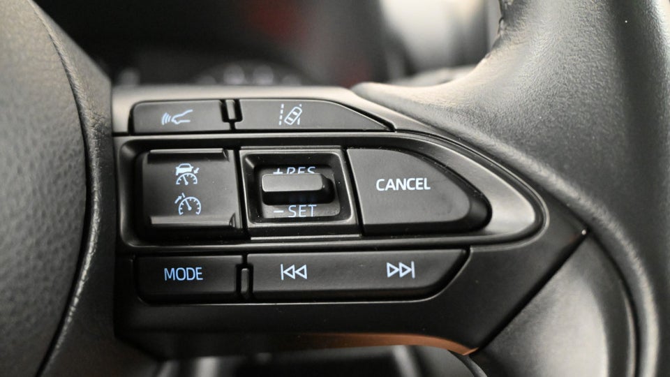 Toyota Yaris 1,5 Hybrid H3 e-CVT 5d