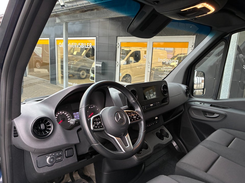 Mercedes Sprinter 215 2,0 CDi A2 Kassevogn aut. FWD
