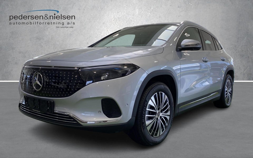 Mercedes EQA350 4Matic 5d