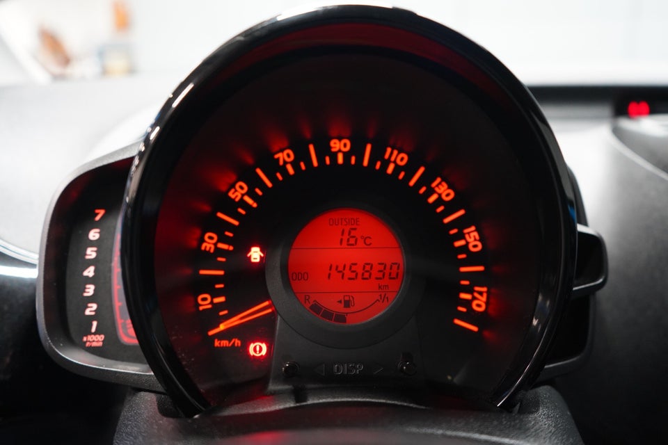 Toyota Aygo 1,0 VVT-i x-cite 5d