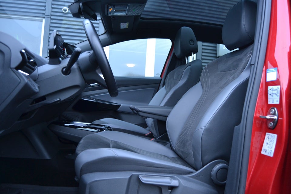 VW ID.4 77 Pro Performance Tech 5d